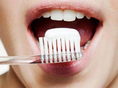 高價美白牙膏可以美白牙齒嗎？