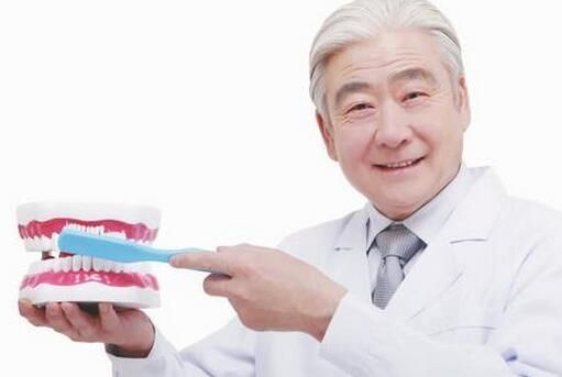 珠海治療老人牙齒鬆動